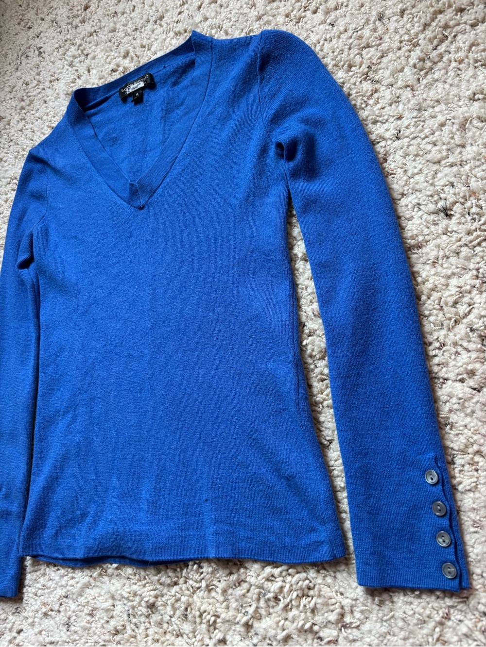 Banana Republic Bright Blue V-Neck Sweater - Picture 2 of 3